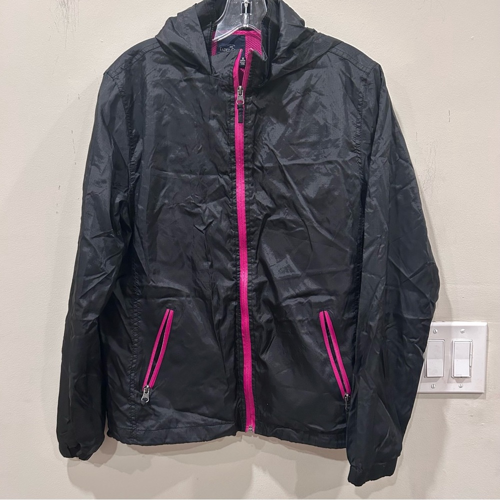 Vintage Faded Glory black windbreaker jacket hot pink zipper pockets. Sz 14-16